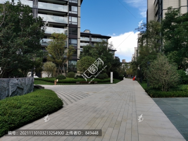 小區(qū)綠化景觀設(shè)計(jì)實(shí)景照片