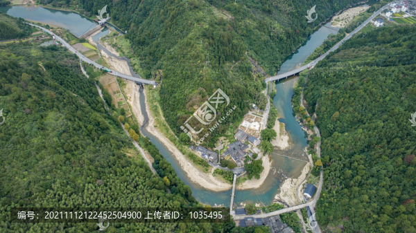 航拍農(nóng)村風(fēng)光