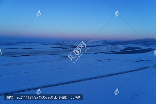 航拍雪域雪原暮色