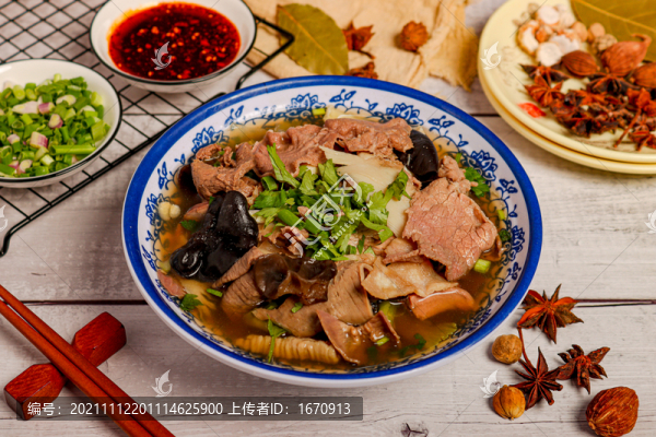 翹腳牛肉牛雜