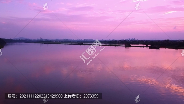 航拍夕陽西下漁舟唱晚