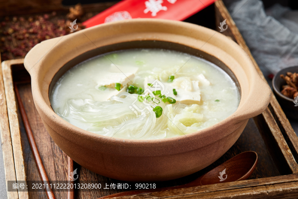 粉絲豆腐湯