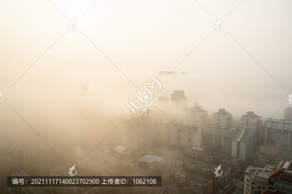 霧霾中的天津城市美景航拍
