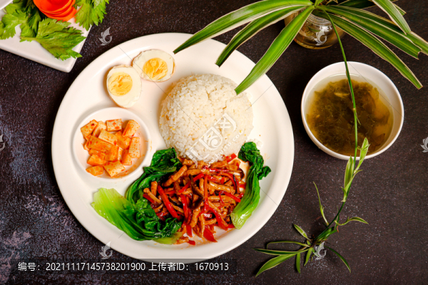 魚香肉絲套飯