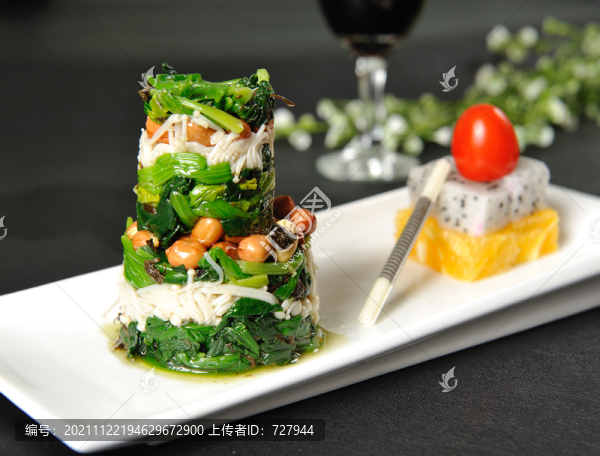 金針菇果仁菠菜