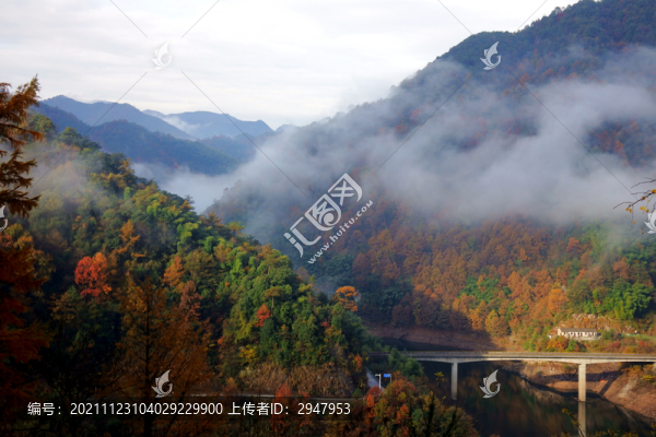 秋天山水