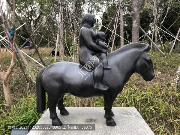 蒙古馬雕塑