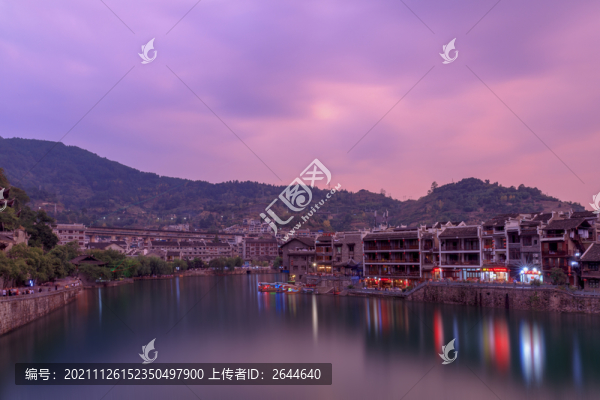 鎮(zhèn)遠(yuǎn)古鎮(zhèn)夜景