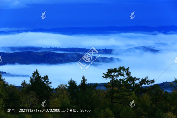 大興安嶺山嶺林海云霧