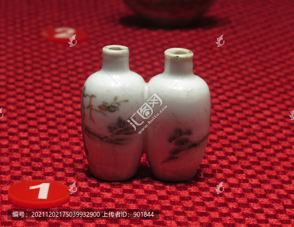 粉彩陶淵明愛菊?qǐng)D雙連鼻煙壺