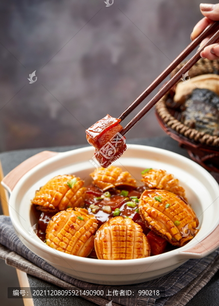 鮑魚紅燒肉