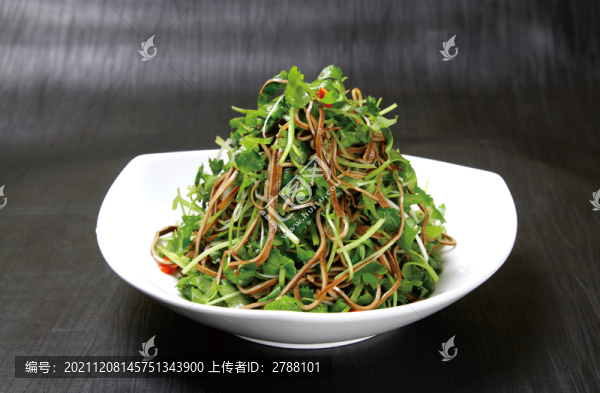 水芹拌黑豆絲