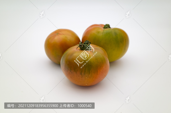 草莓柿子