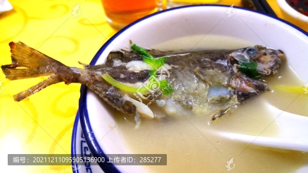 海鮮魚湯