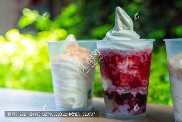 冰淇淋杯