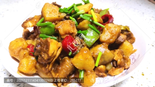 土豆燜雞