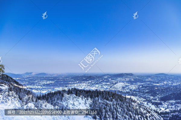 天津薊州區(qū)盤山風(fēng)景區(qū)冬季大雪