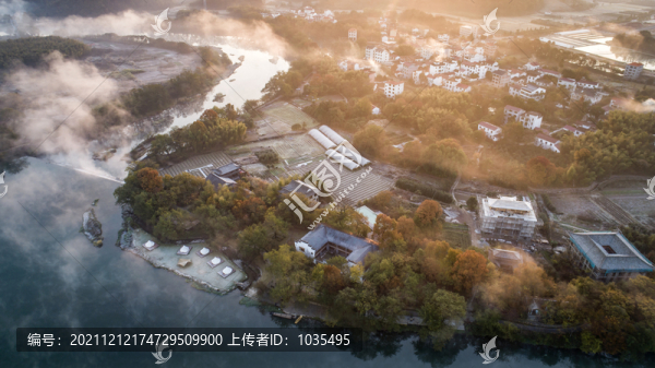 小河風(fēng)光