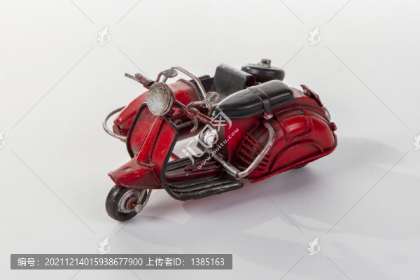 復古鐵藝三輪摩托車模型