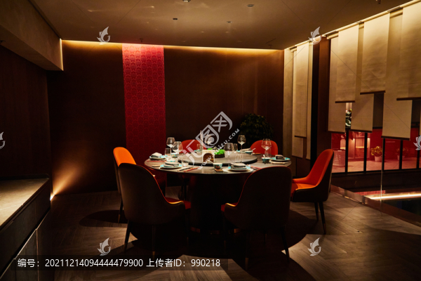新中式高檔飯店環(huán)境圖