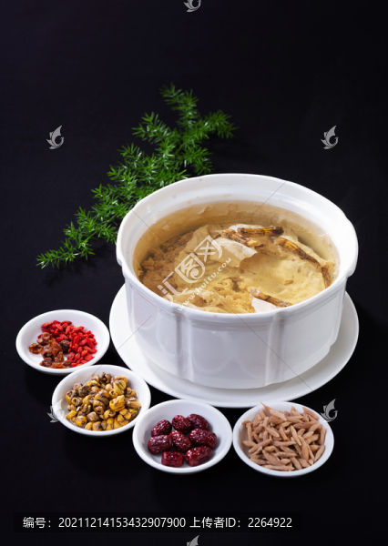 滋補(bǔ)石斛麥冬燉肉汁湯