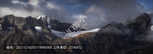 巨幅高清川西雪山風(fēng)光全景圖