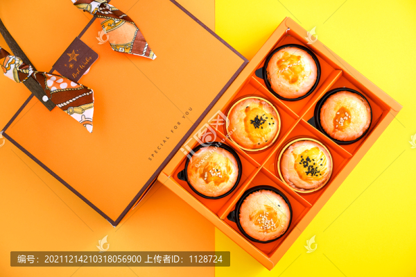 蛋黃酥