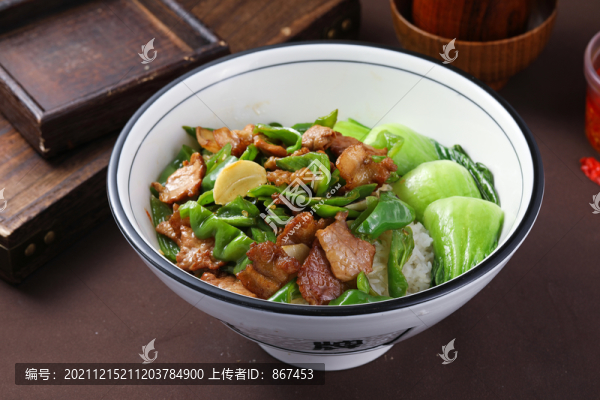 青椒炒肉飯