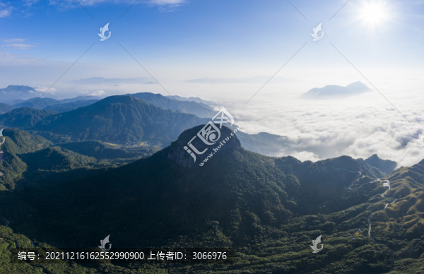 廣西岑溪天龍頂國家山地景點(diǎn)美
