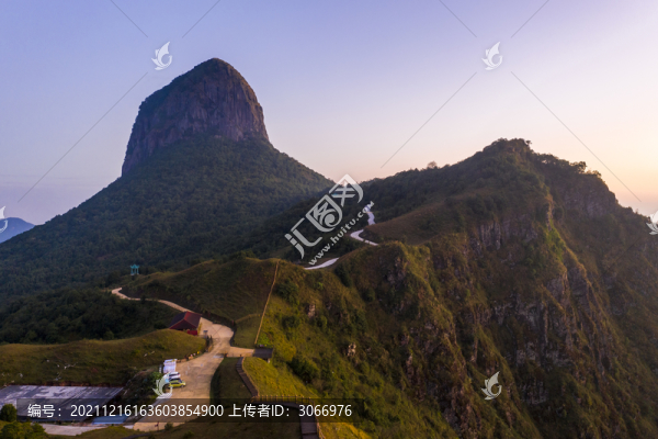 廣西岑溪天龍頂國(guó)家山地景點(diǎn)美