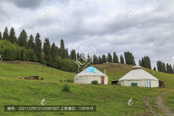 新疆天山風(fēng)光