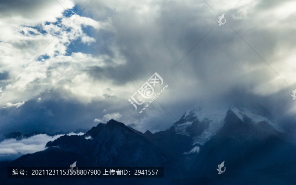 梅里雪山