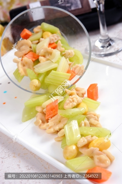 鮮核桃炒西芹