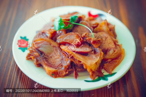 鹵肉片