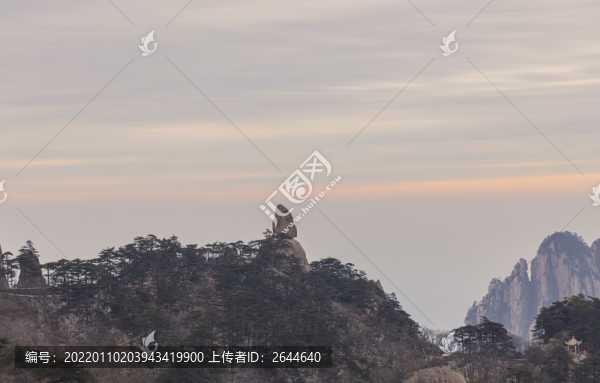 黃山飛來(lái)石