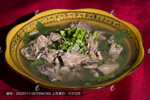 蹺腳牛肉