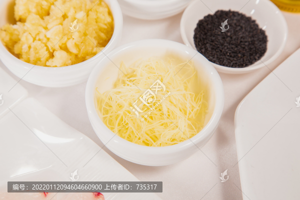 魚生配料