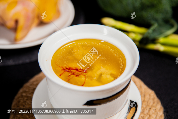 藏紅花豬肉湯