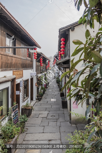 小河直街