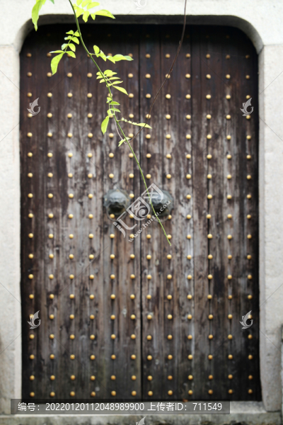 園林木門