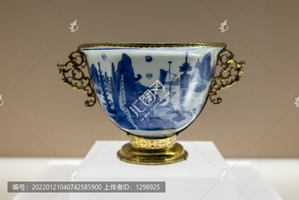 青花山水圖碗改裝把杯