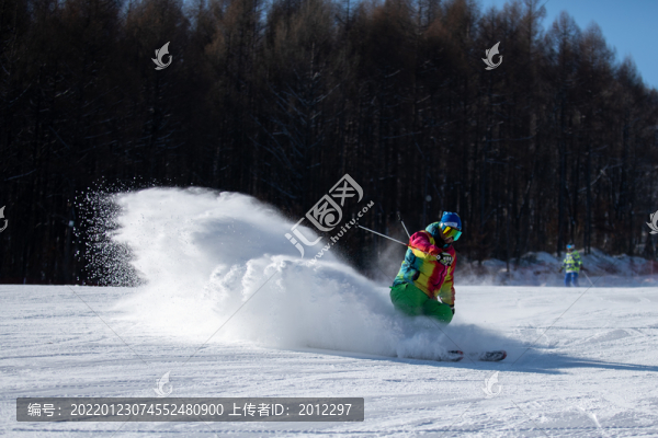 滑雪