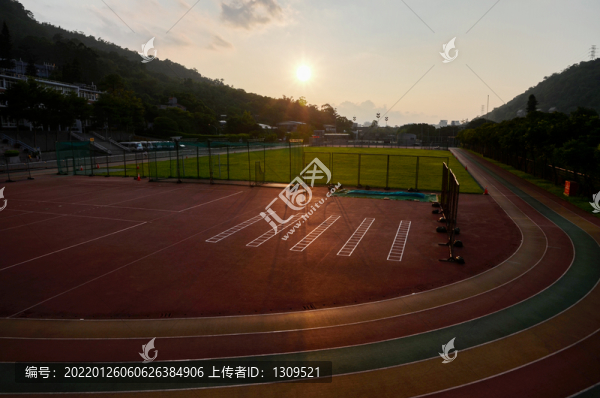 臺(tái)北東吳大學(xué)操場(chǎng)