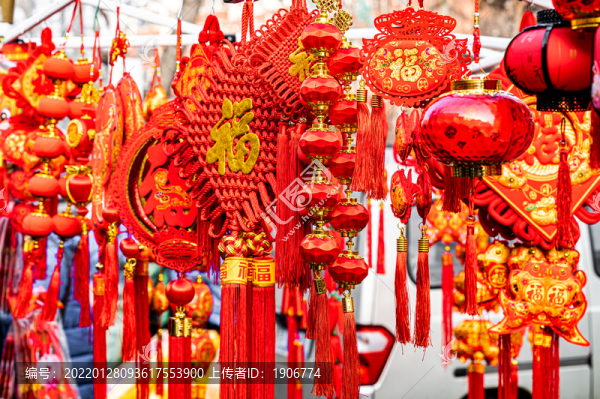 春節(jié)年貨福字燈籠中國結