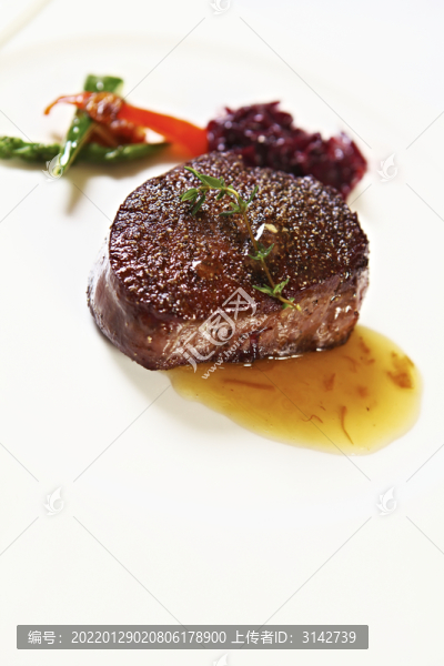菲力牛排