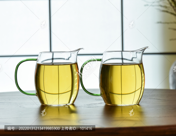 中國普洱紅茶湯水實(shí)景圖