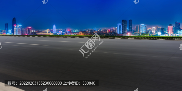 高速公路和城市夜景