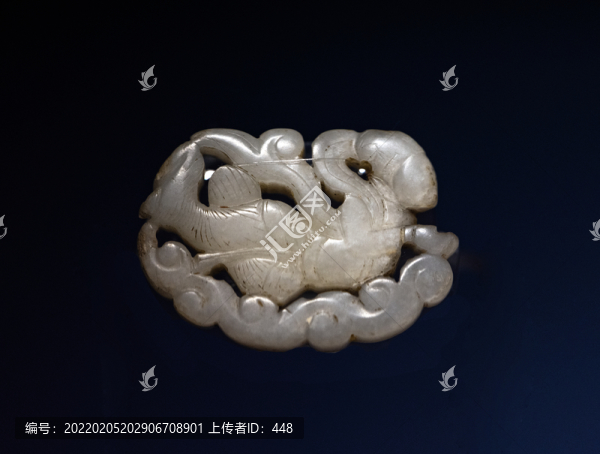 遼金白玉飛天