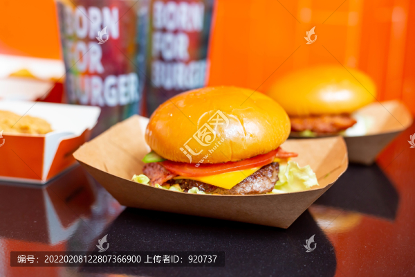 芝士牛肉漢堡