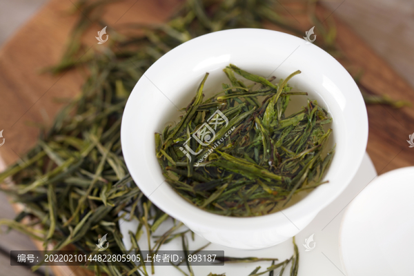 蓋碗里的綠茶特寫